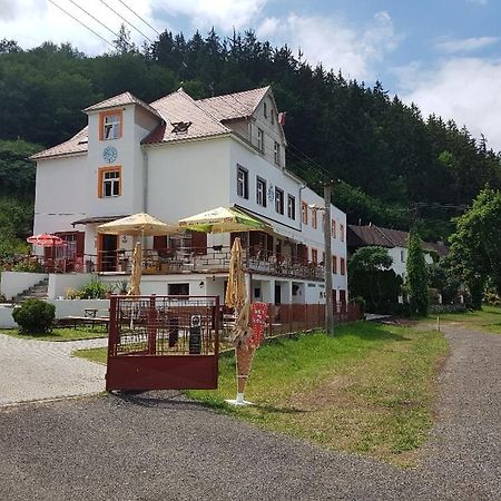 Penzion Na Pracharne Kladruby  エクステリア 写真